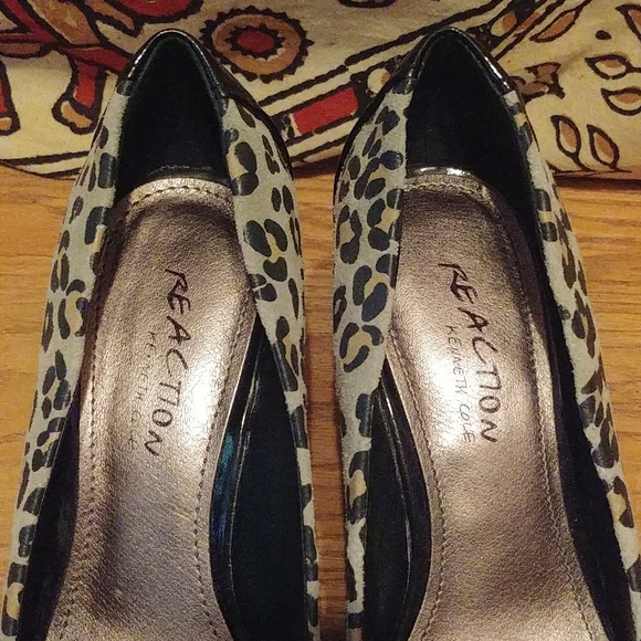 Grey Leopard Print Wedges - Picture 4 of 8
